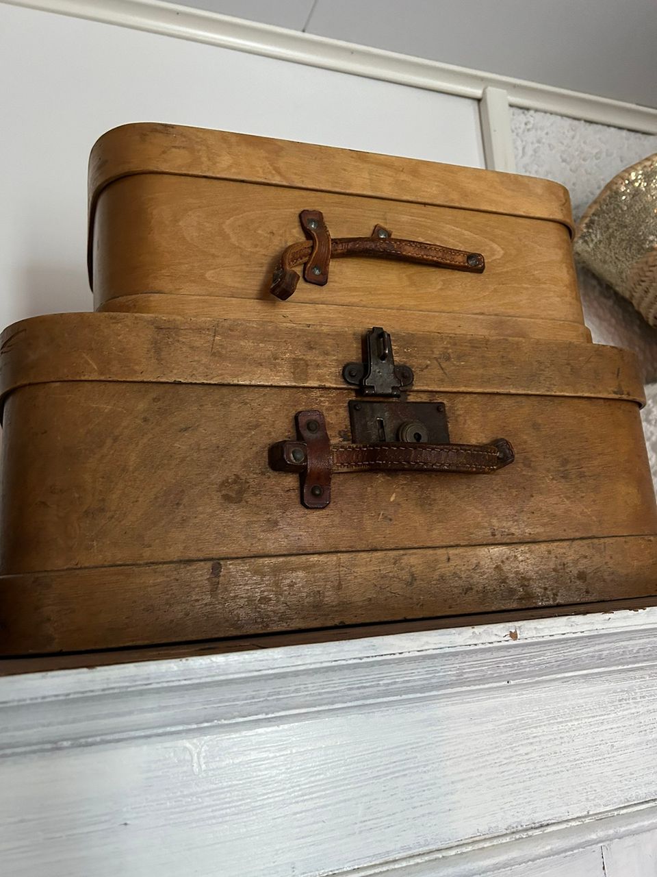 Vintage säilytys/ vaneriset matkalaukut
