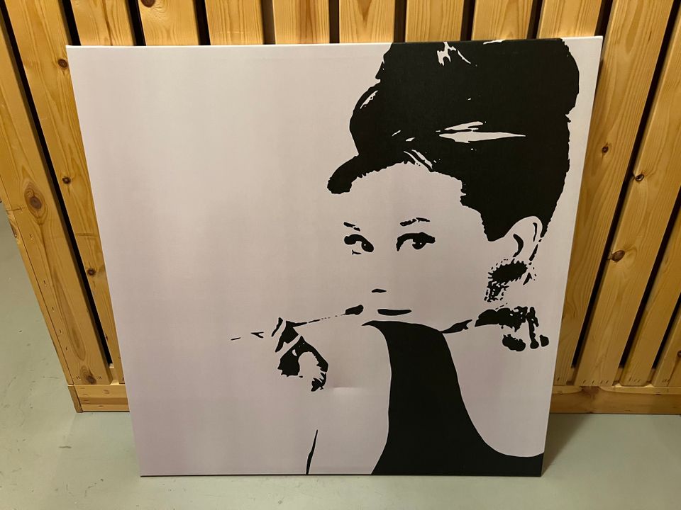 Ikea Audrey Hepburn -taulu