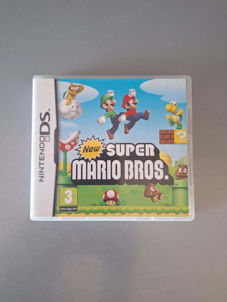 Nintendo ds peli Super Mario Bros