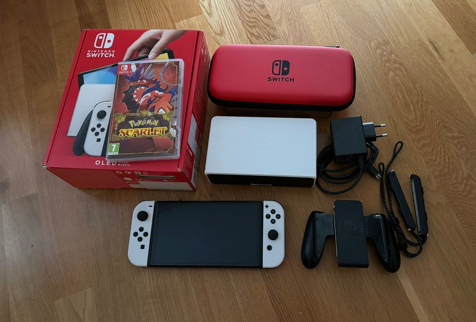 Nintendo Switch Oled + Pokemon Scarlet