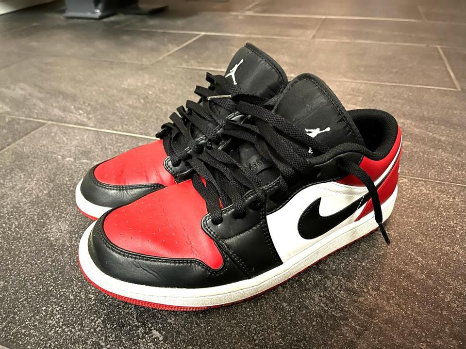 Myydään Nike Air Jordan 1 low, koko 42,5
