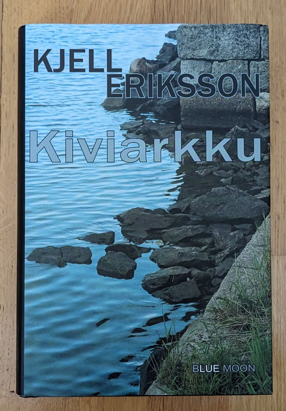 Kiviarkku, Kjell Eriksson