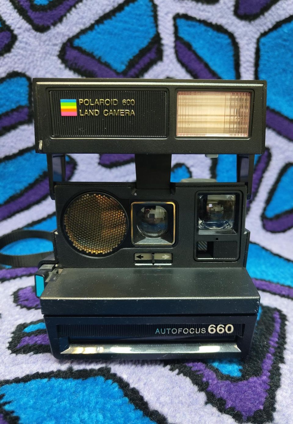 Polaroid 600 Land Camera Autofocus 660