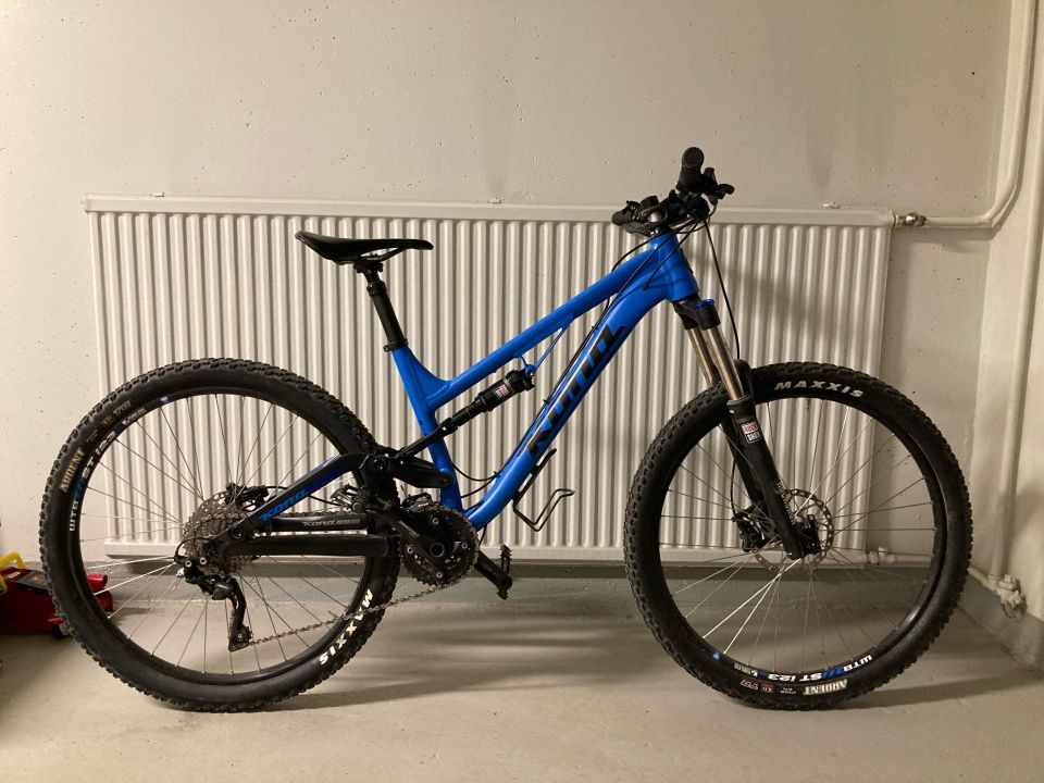 Kona Process 134 2015 Täysjousto 27.5" M