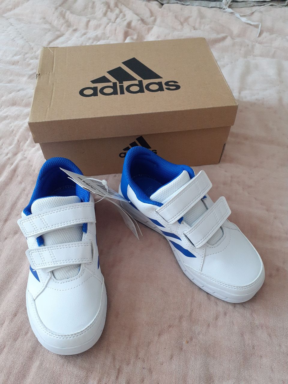 Adidas uudet kengät 28 (30)