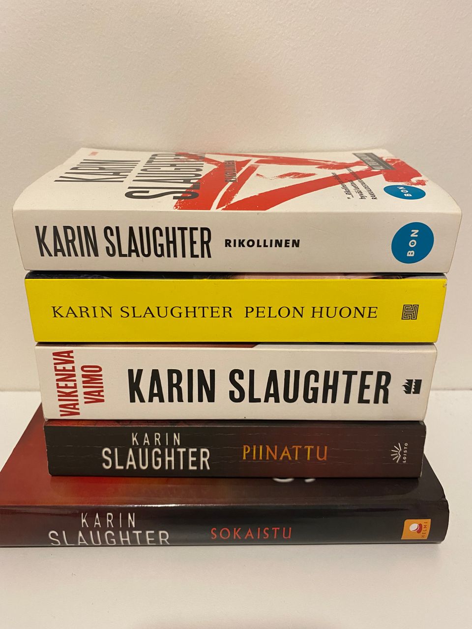 Karin Slaughter kirjoja