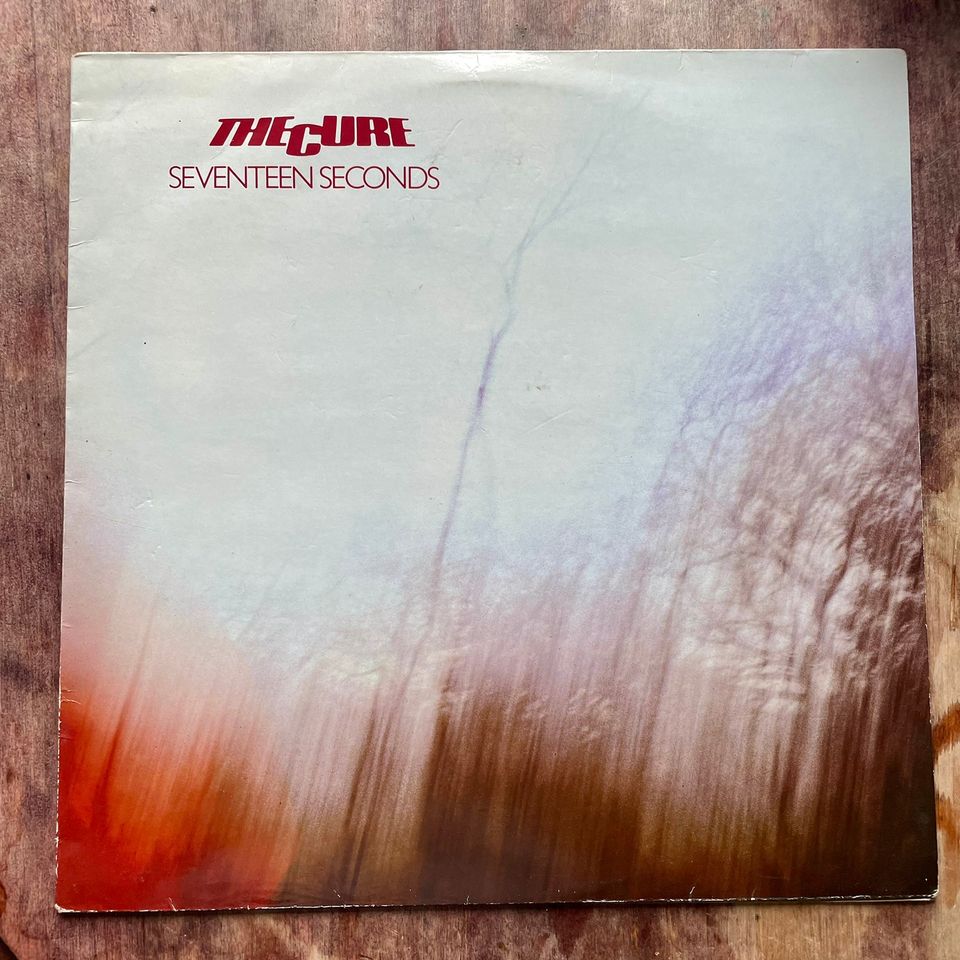 THE CURE : SEVENTEEN SECONDS org UK