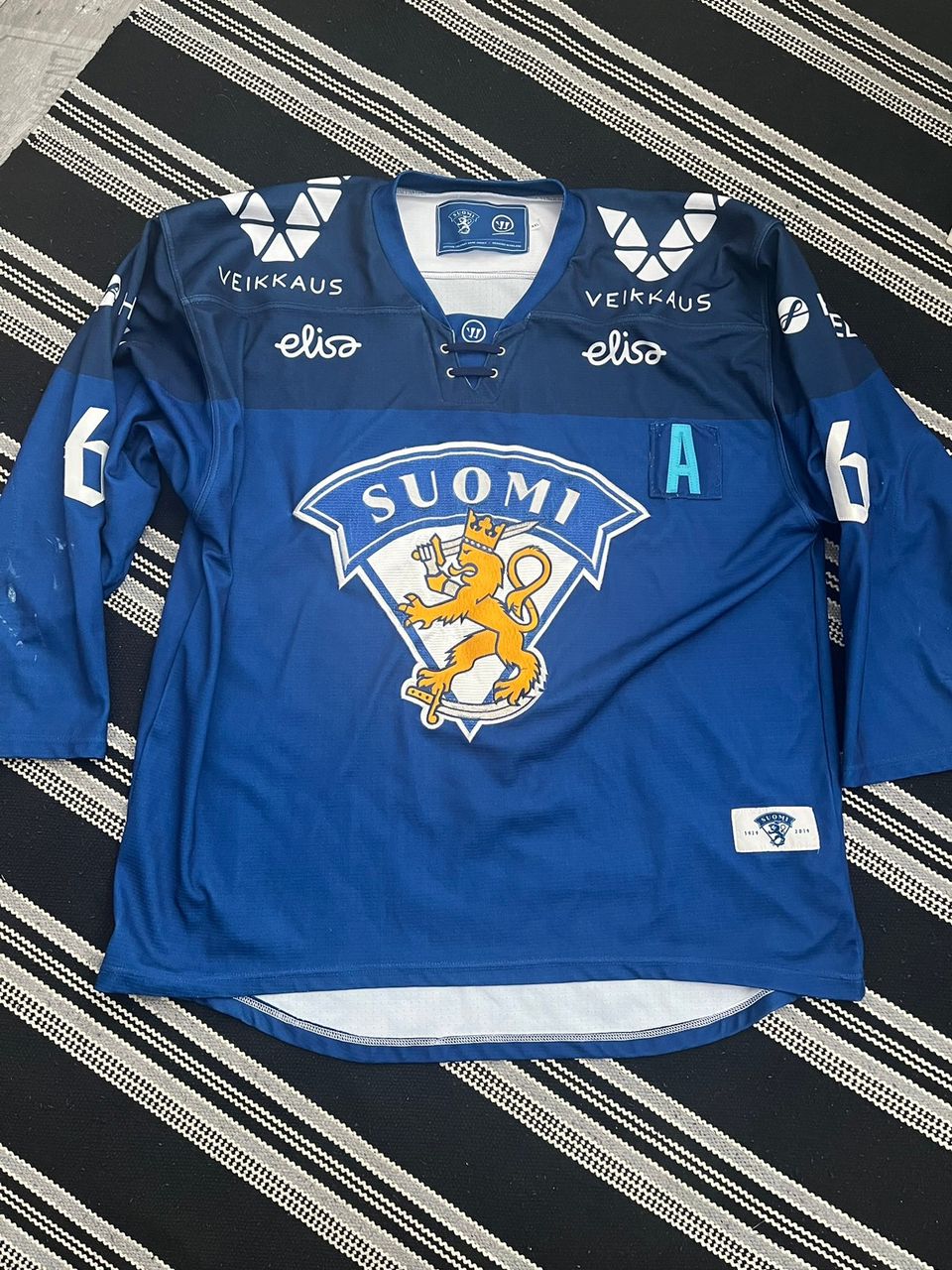 Suomi game worn