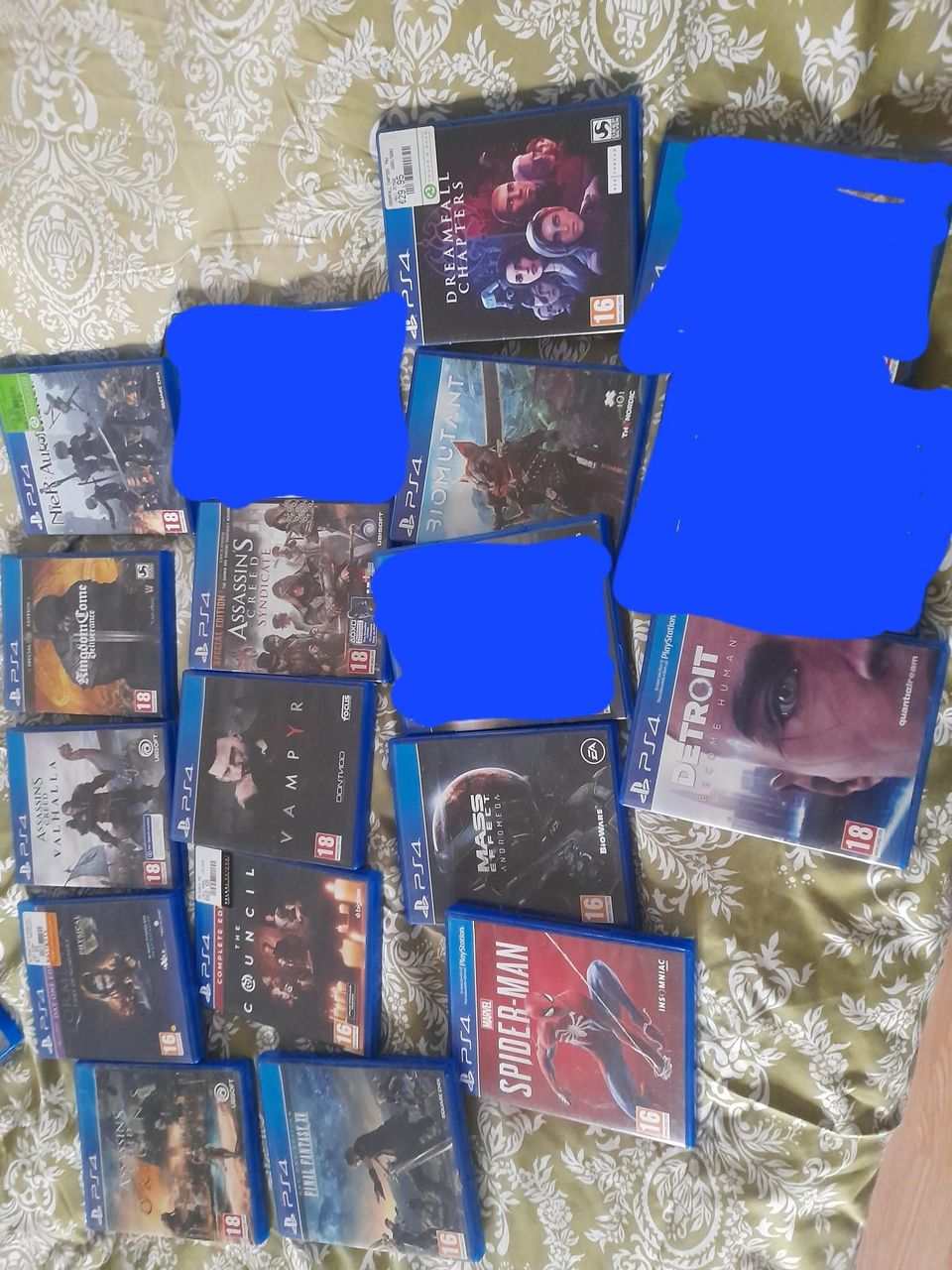 PS4 pelejä myytävänä
