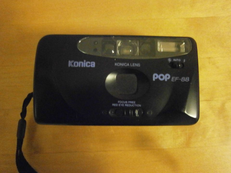 Konica POP EF-88 kamera