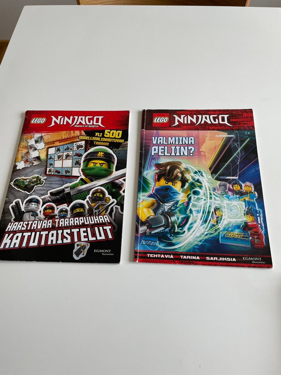 Lego Ninjago puuhalehtiä ja julisteita