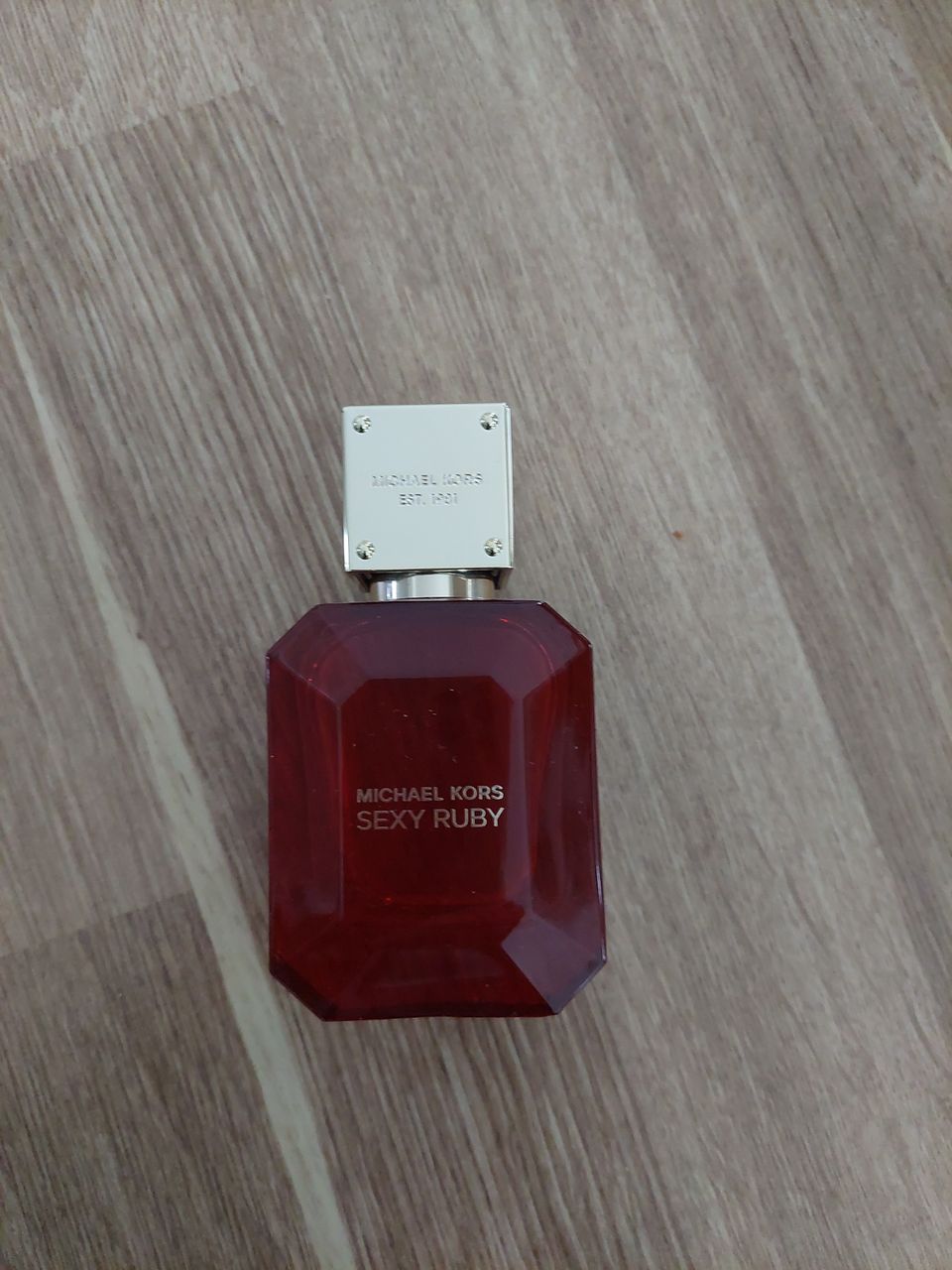 Michael Kors Sexy Ruby-tuoksu EDP 50ml