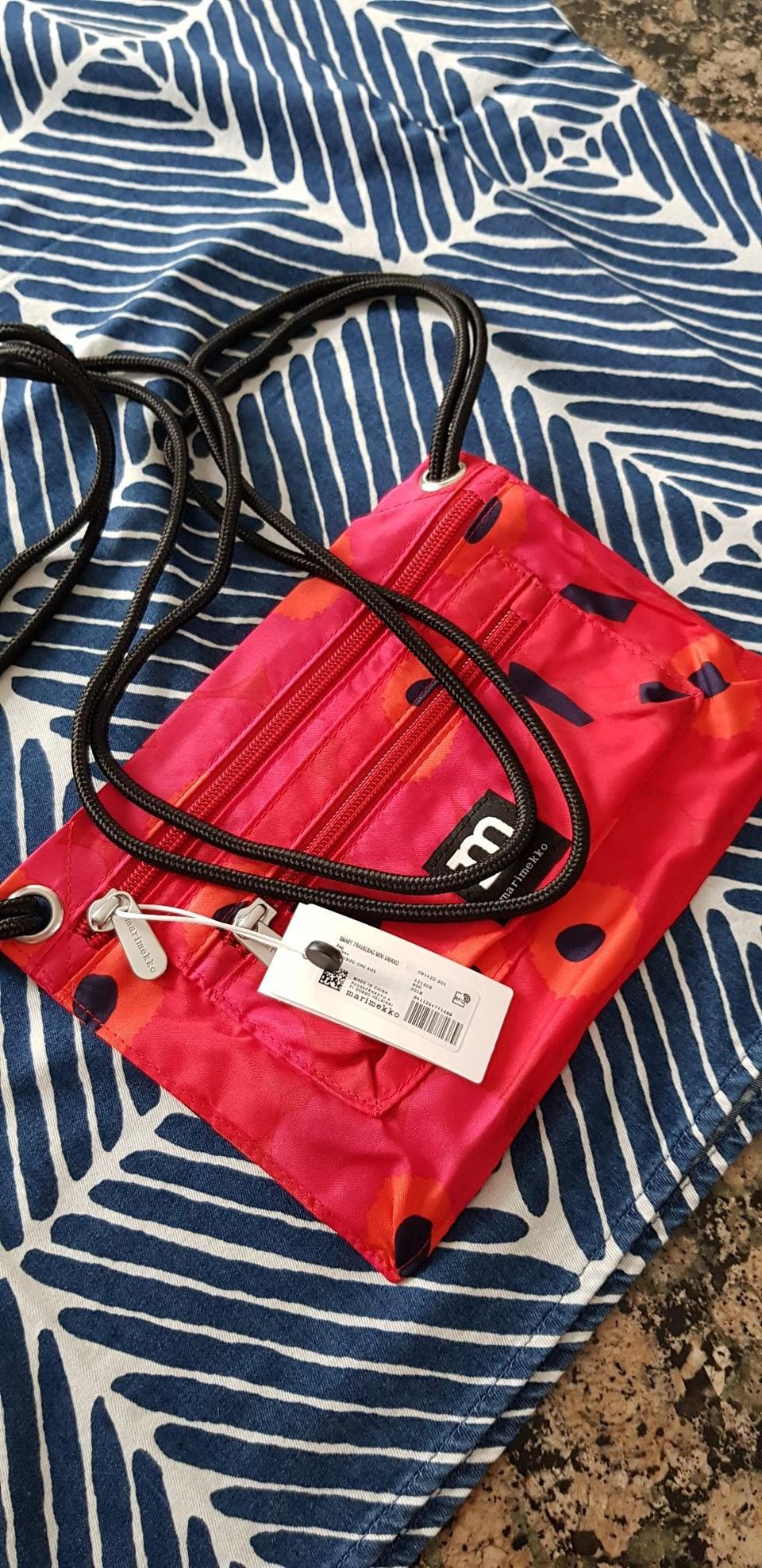 Marimekko Smart Travelbag Unikko