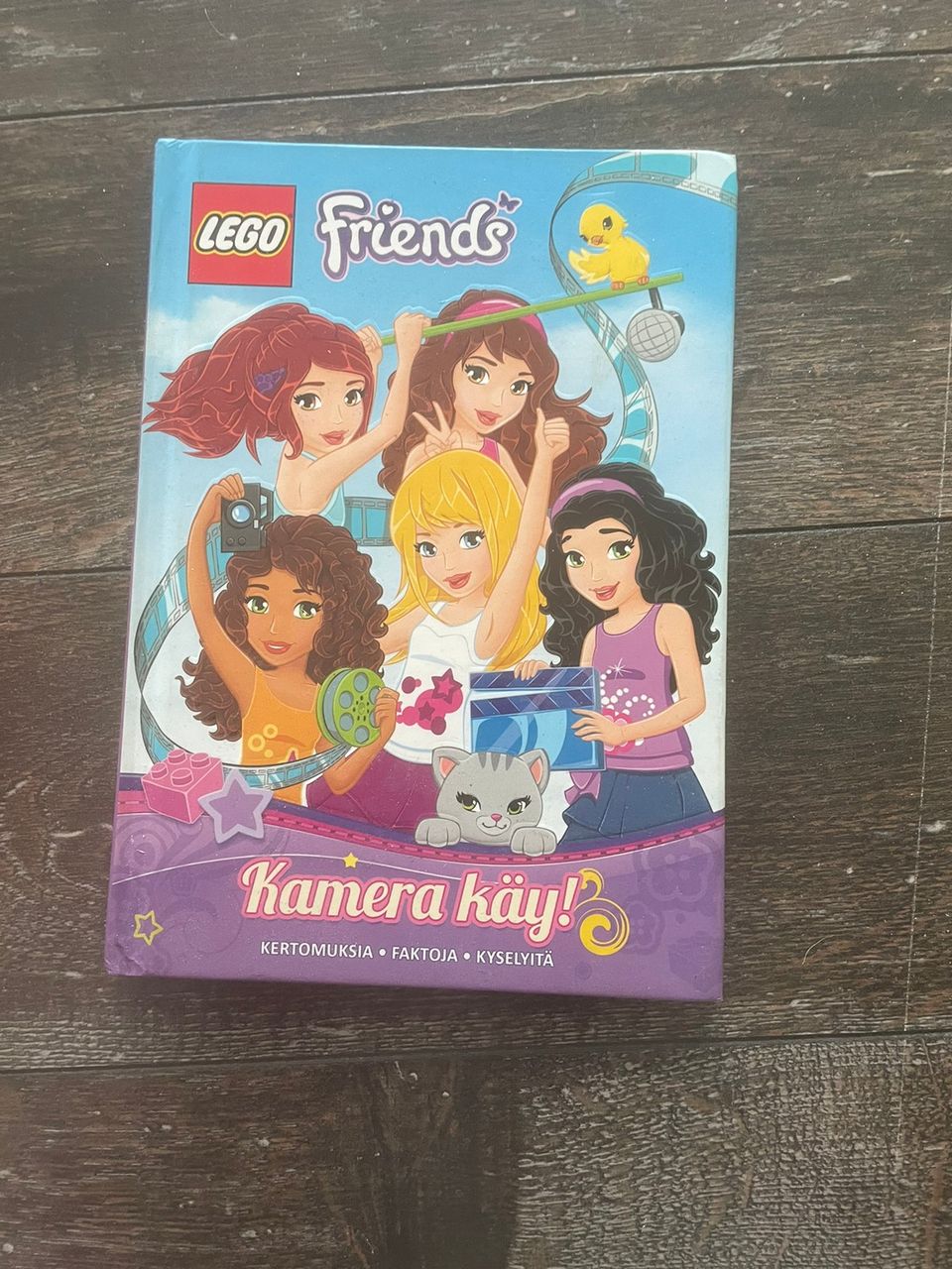 Myydään Lego Friends kirja ”Kamera käy”