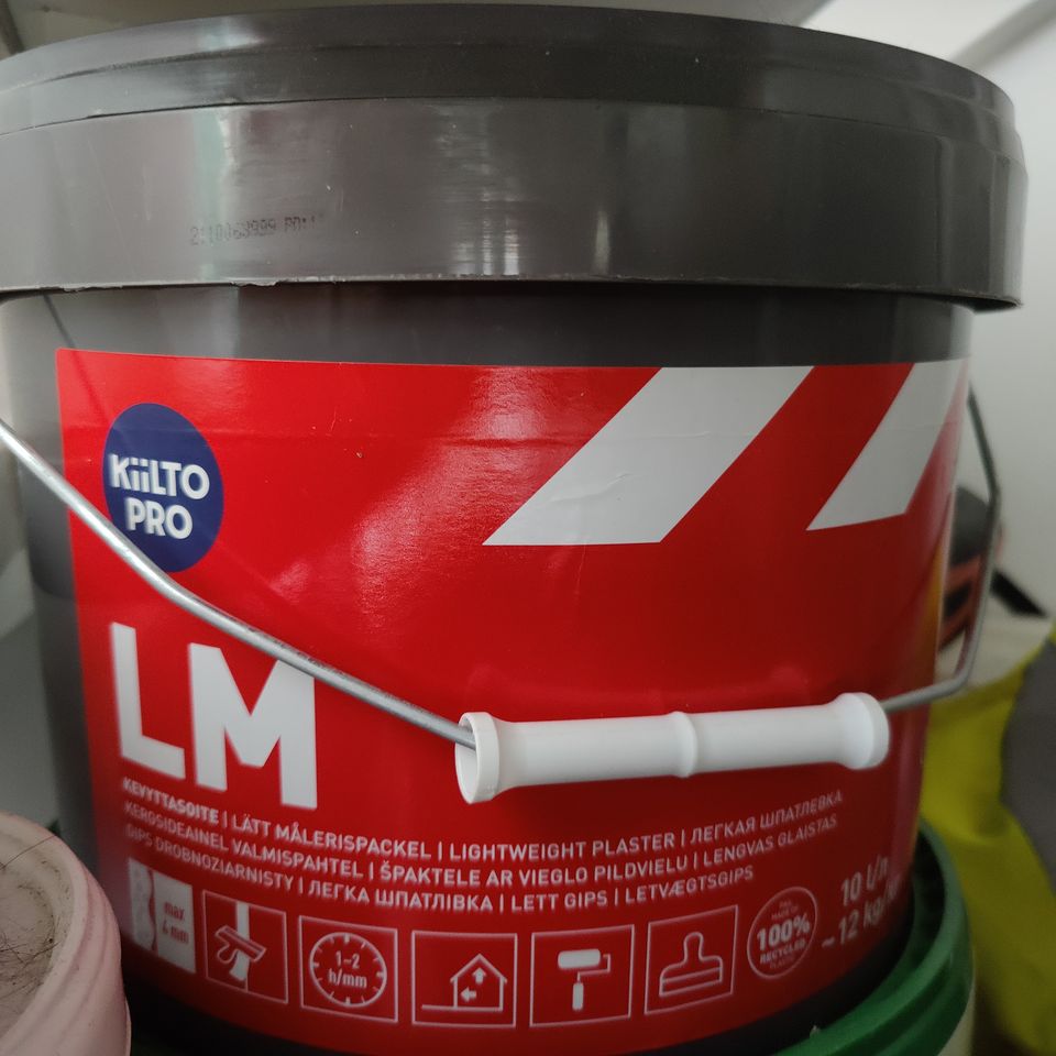 Kiilto Pro LM kevyttasoite 10l/12 kg. Arvaamaton/Uusi