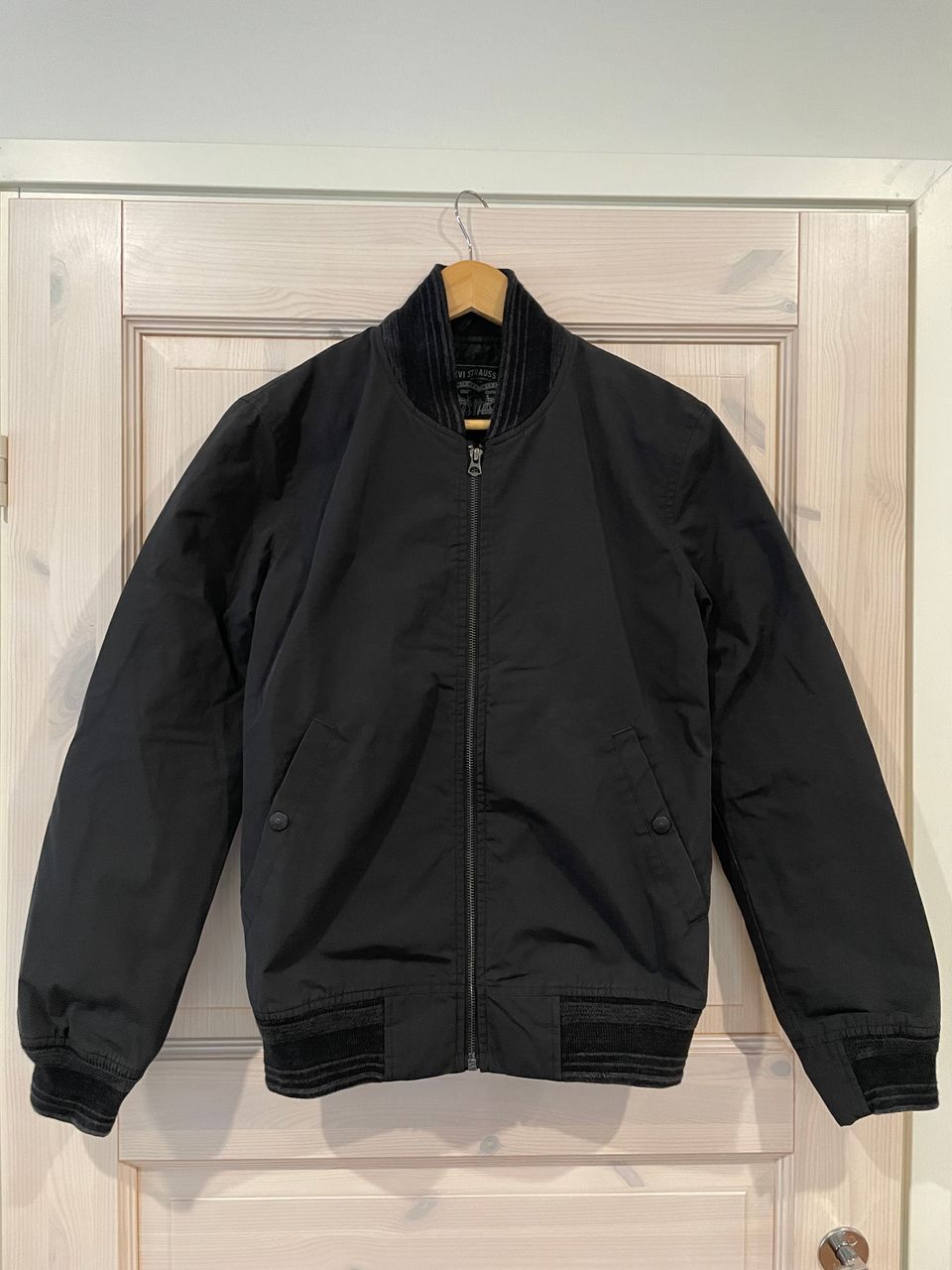 Levi’s bomber jacket