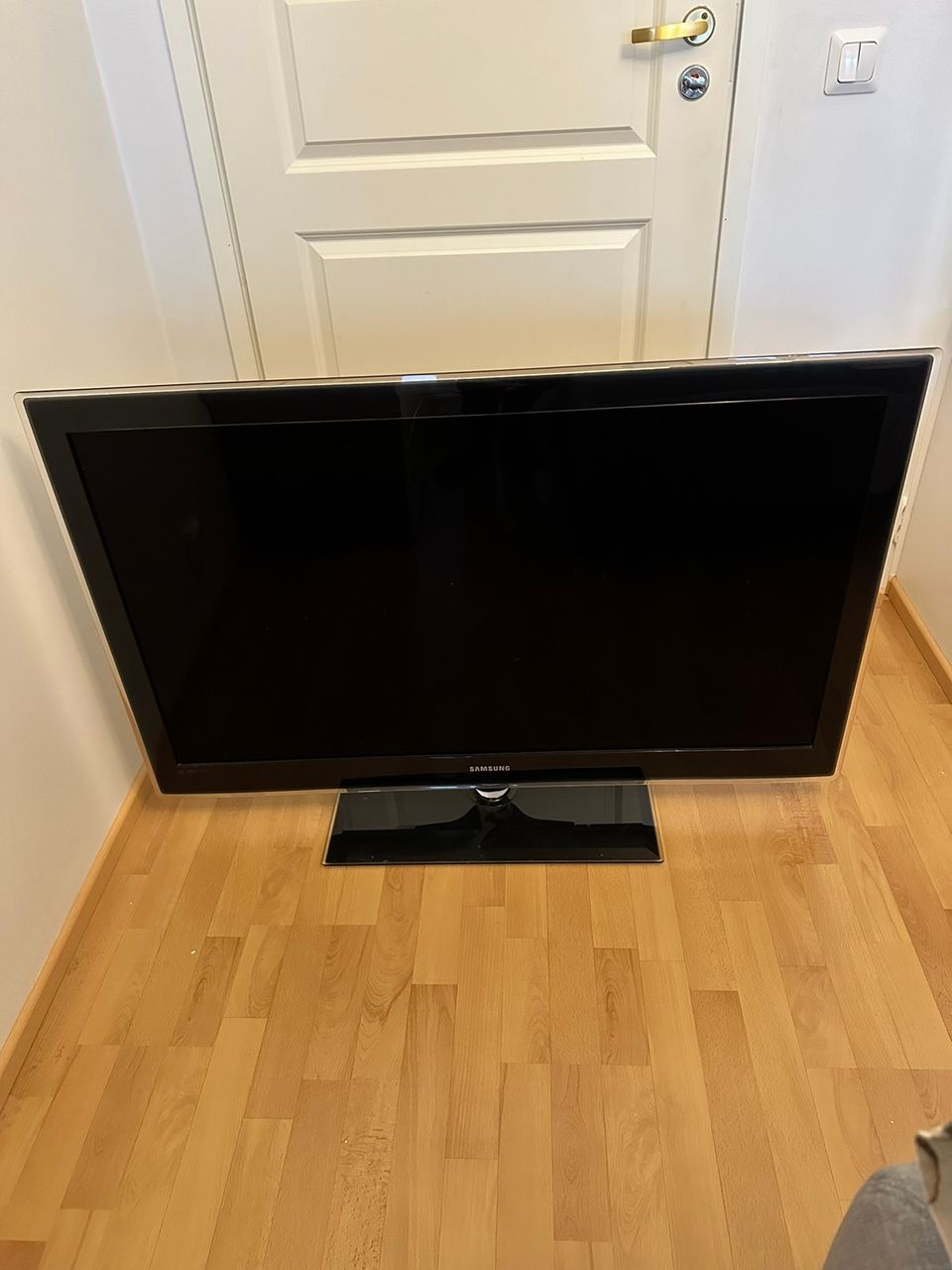 Samsung 46 tuumainen TV