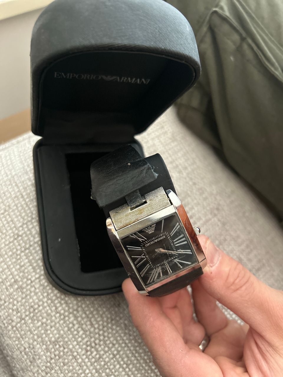 Emporio Armani rannekello