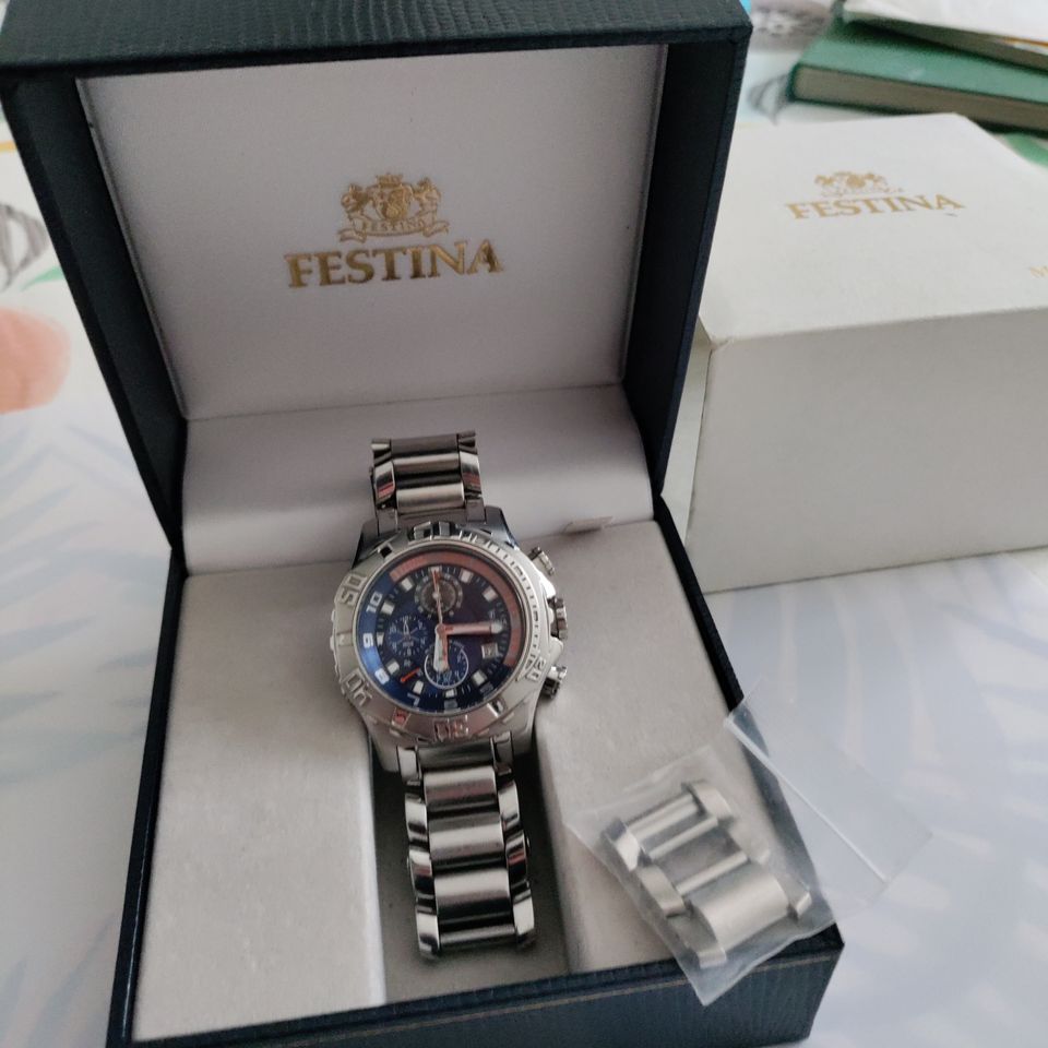 Festina miestenkello