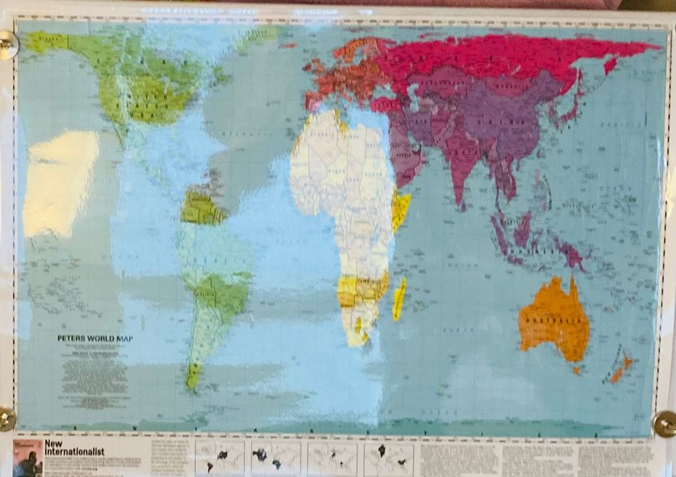 Laminoitu maailmankartta 80x65 cm