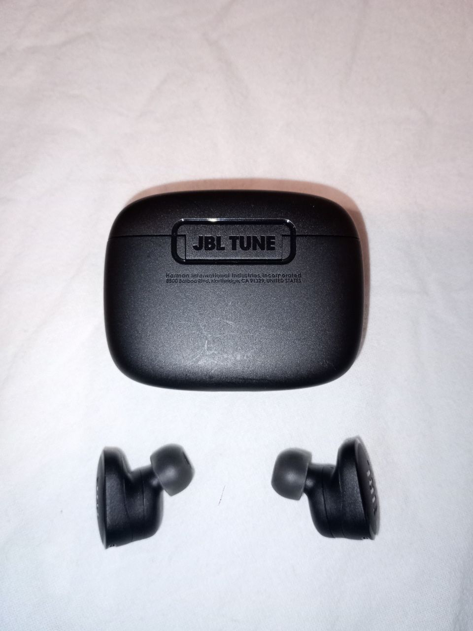 JBL tune buds