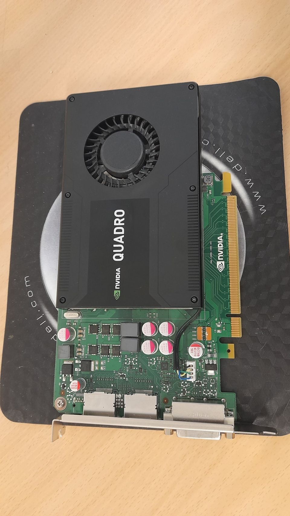 Nvidia Quadro K2000 näytönohjain