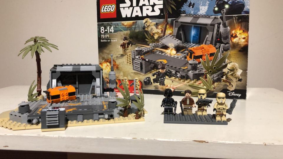 LEGO Star Wars Battle of Scarif 75171