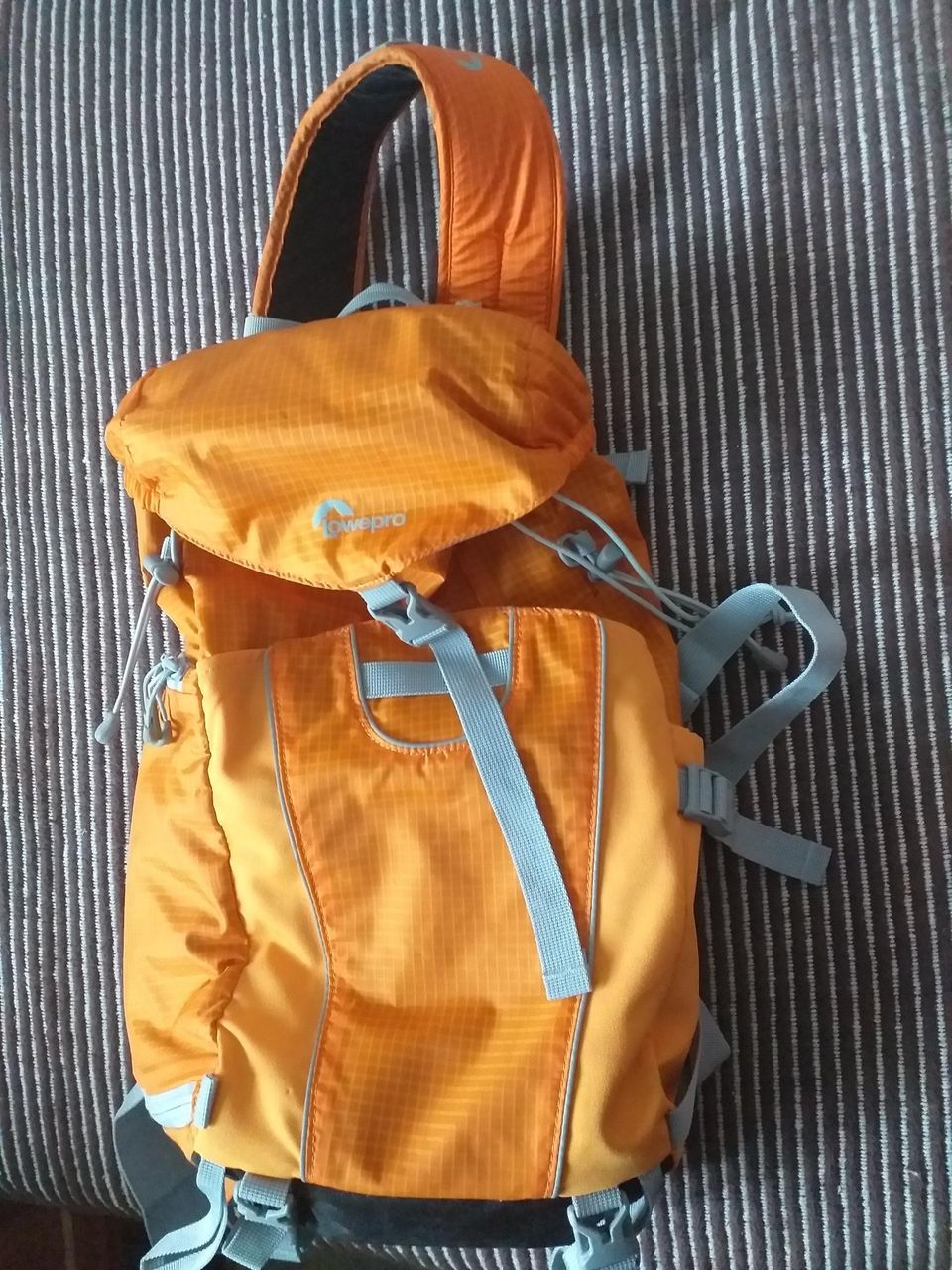 Lowepro kamerareppu