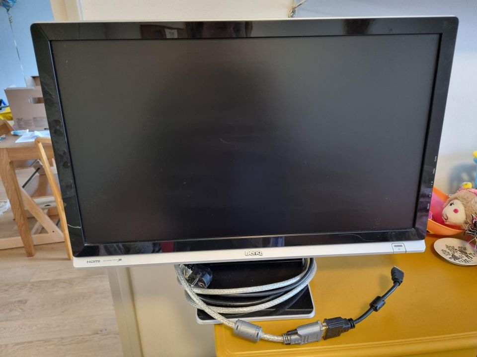 BenQ pc näyttö E2400HD FullHD