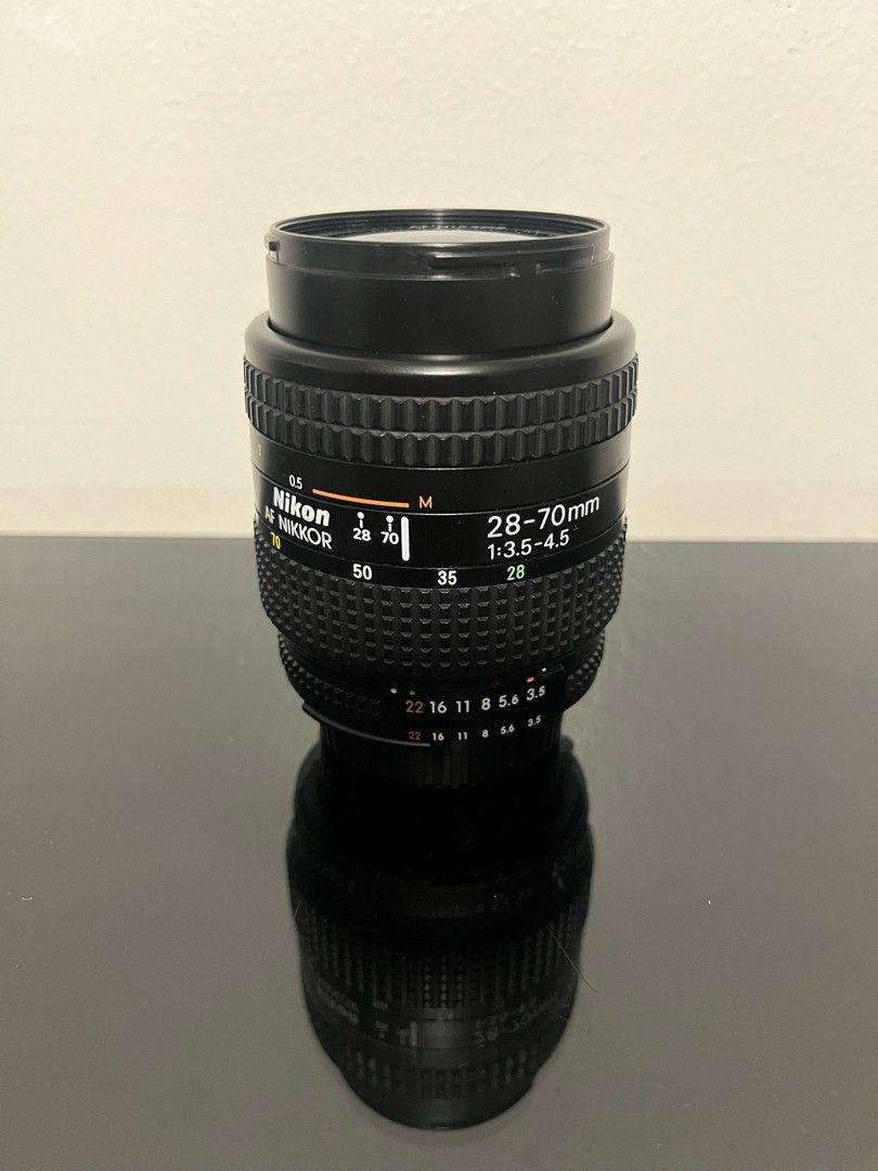 Nikon AF 28-70mm 1:3.5-4.5