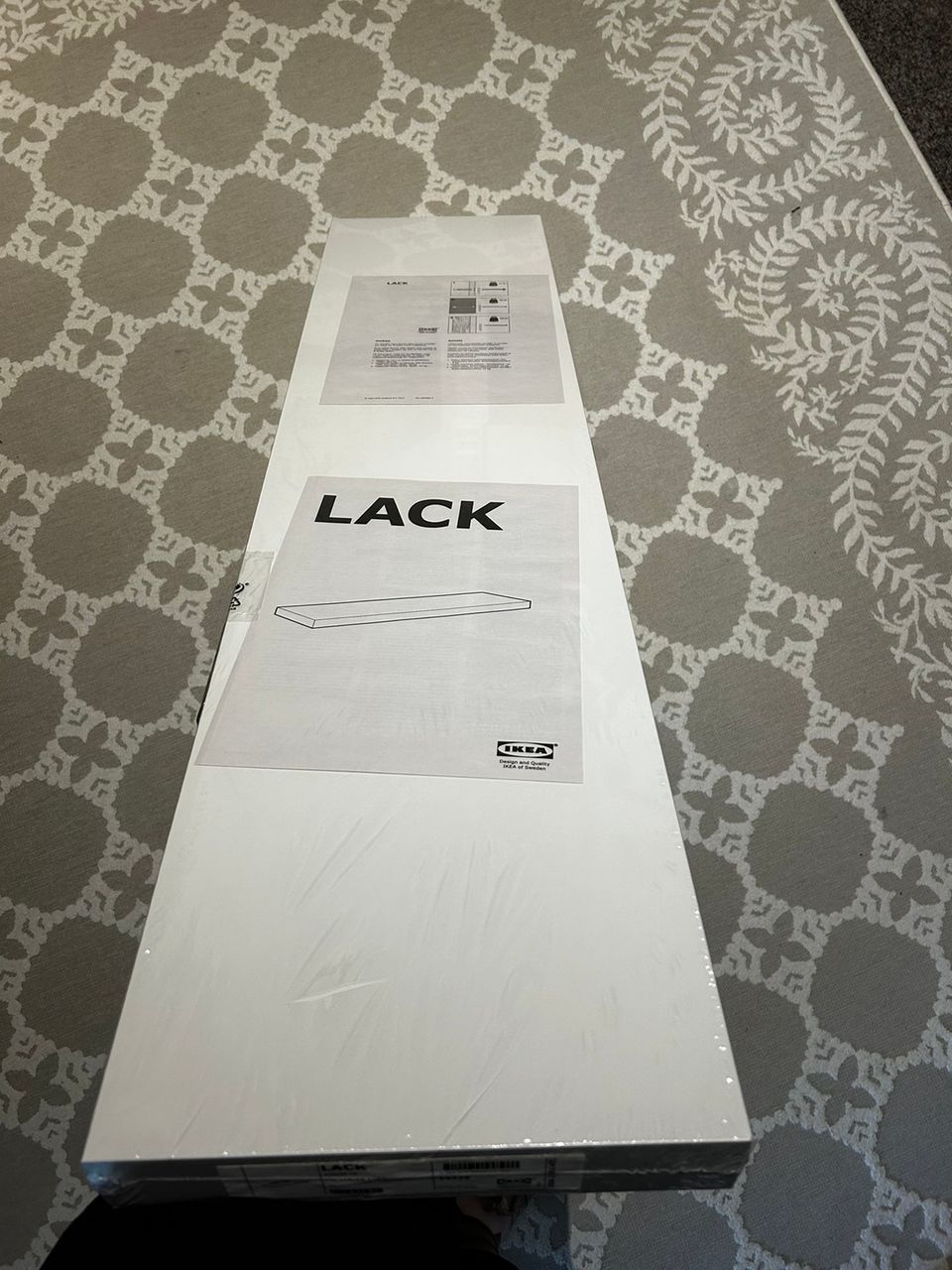 Ikea lack hylly paketeissa