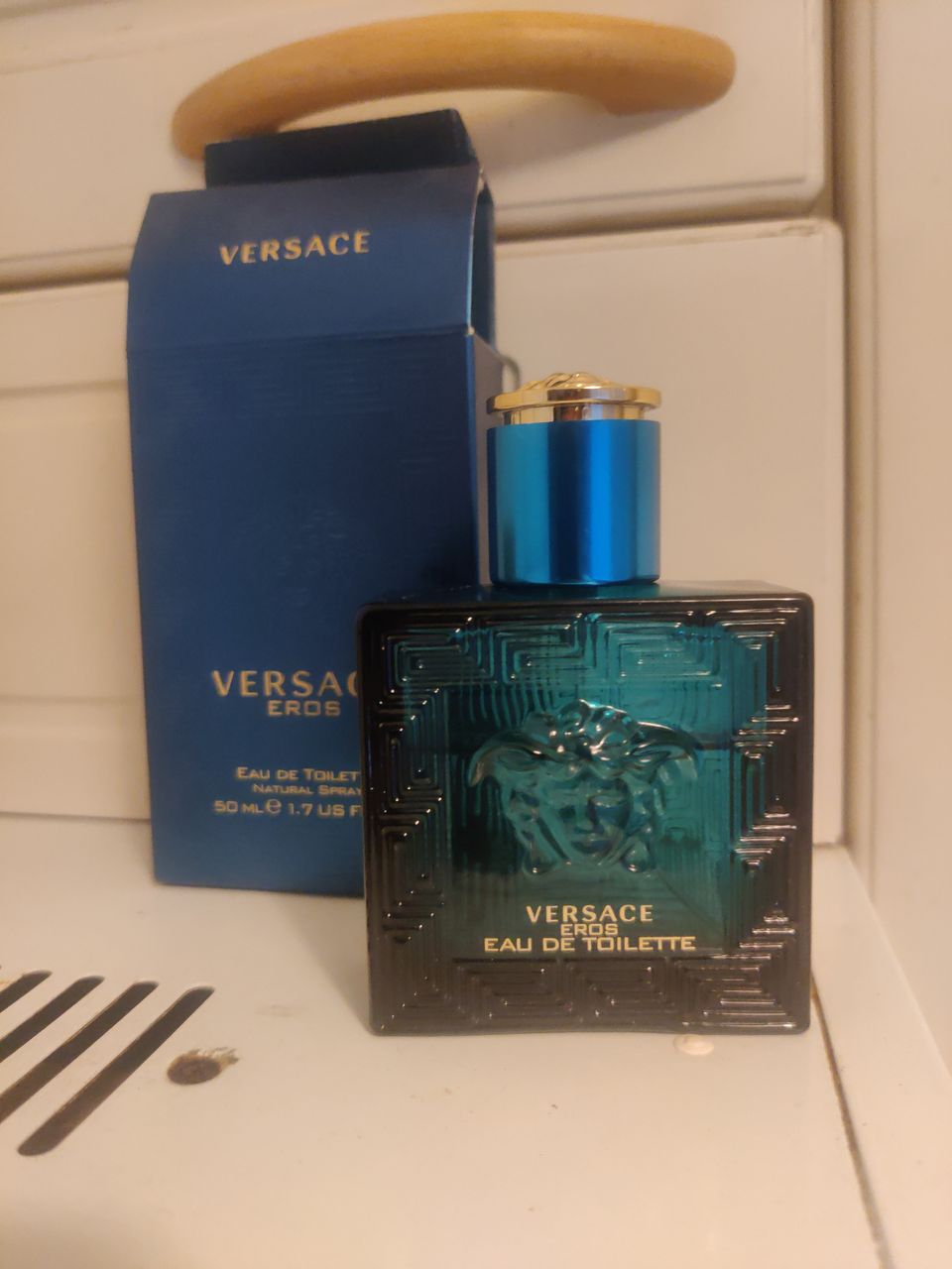 Versace Eros edt hajuvesi