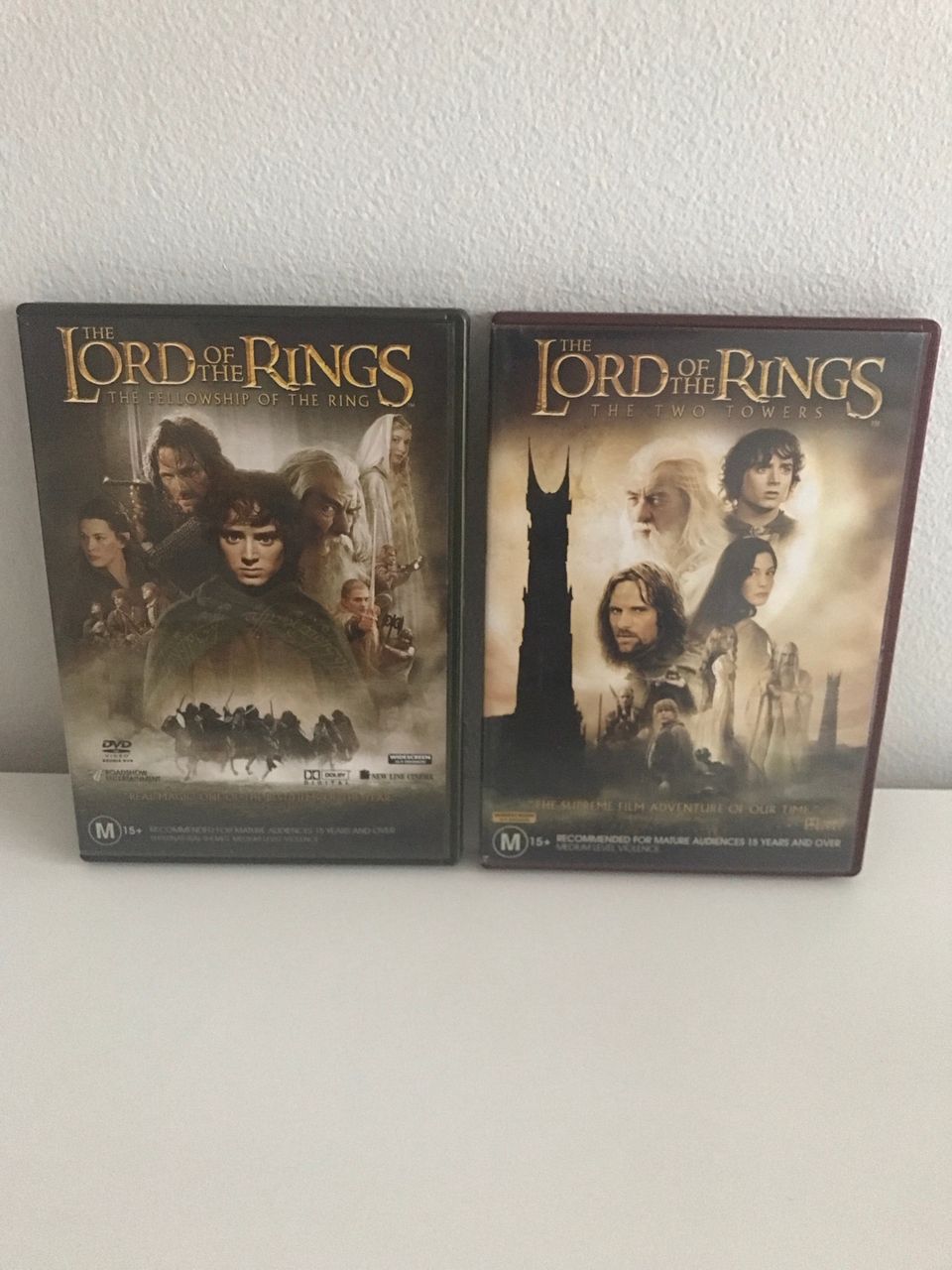 Lord Of The Rings 2 kpl DVD Ei Suomitext