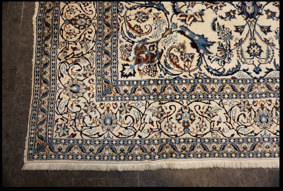 338x240 cm Käsinsolmittu Persialainen Nain matto