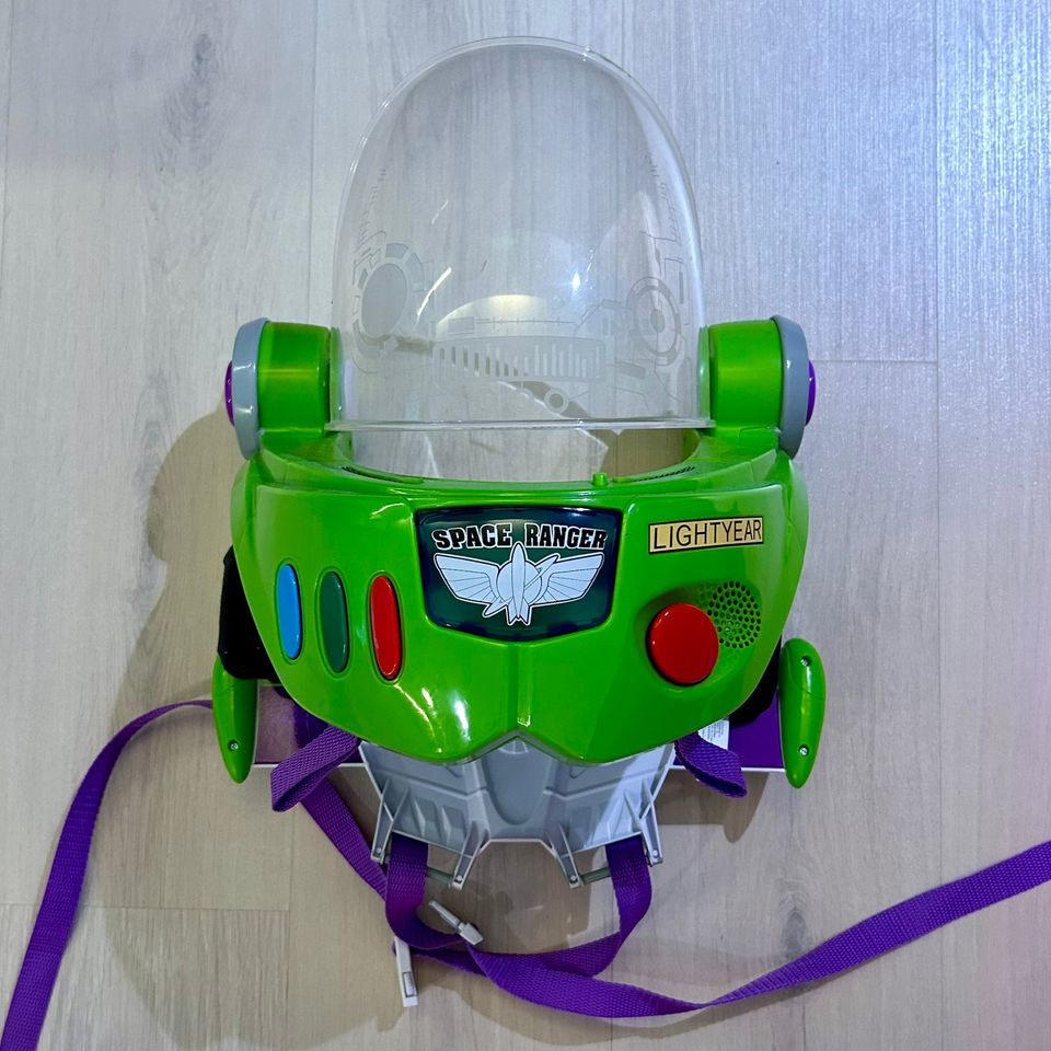 Toystory Buzz Lightyear kypärä