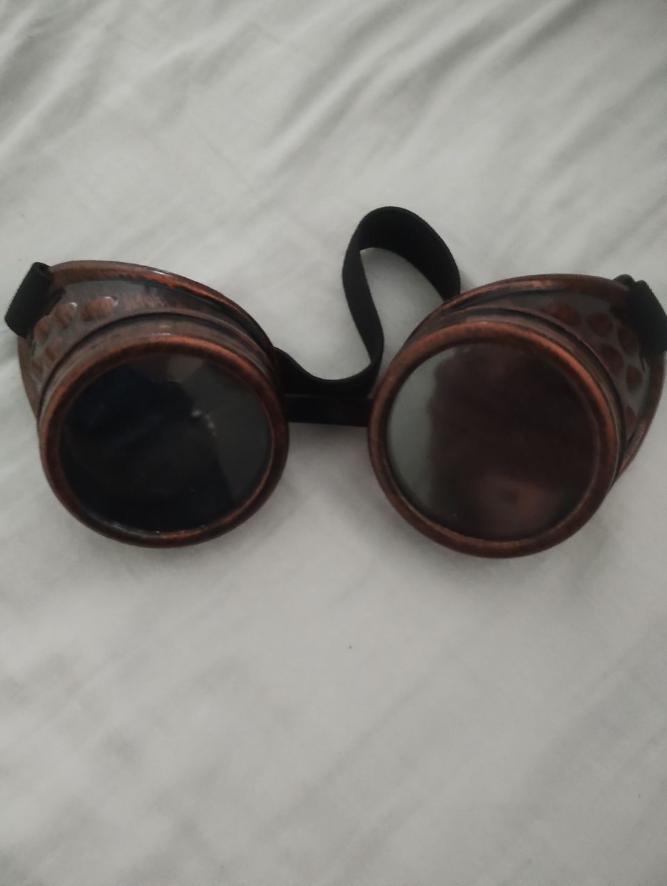 Steampunk gogglesit