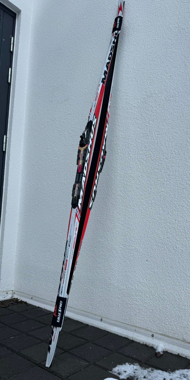 Madshus Red Line Carbon Skate Cold -kilpaluistelusukset (75-80 kg)