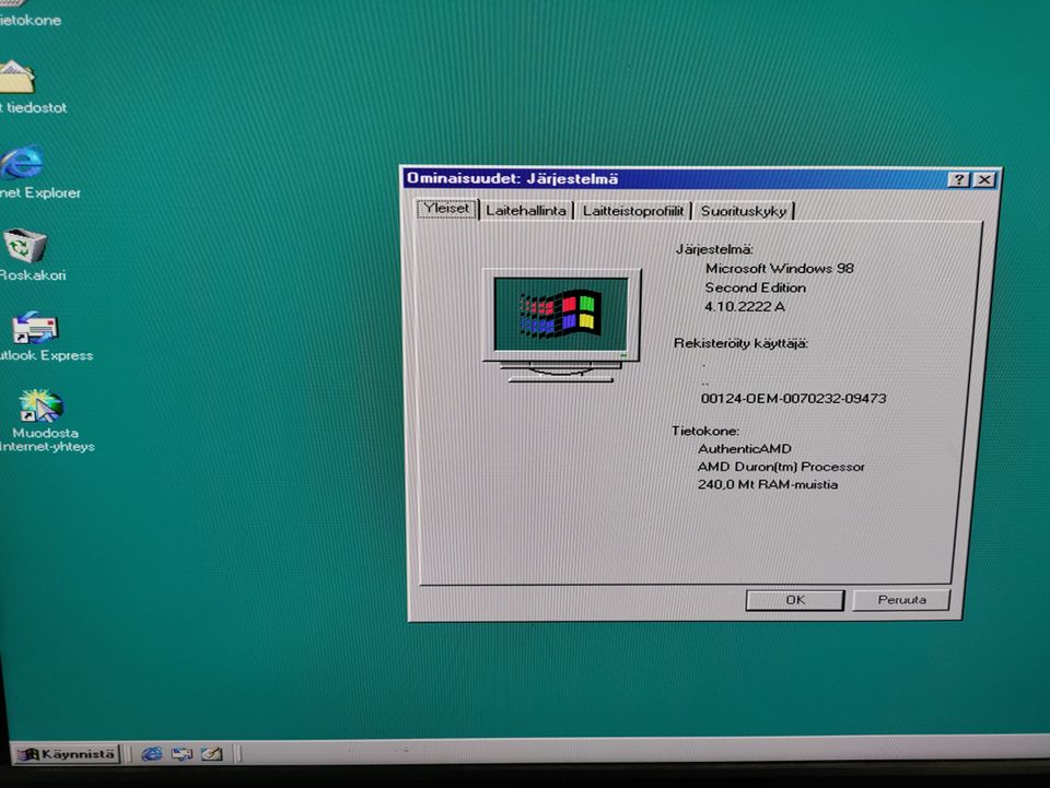 Windows 98 SE PC keskusyksikkö