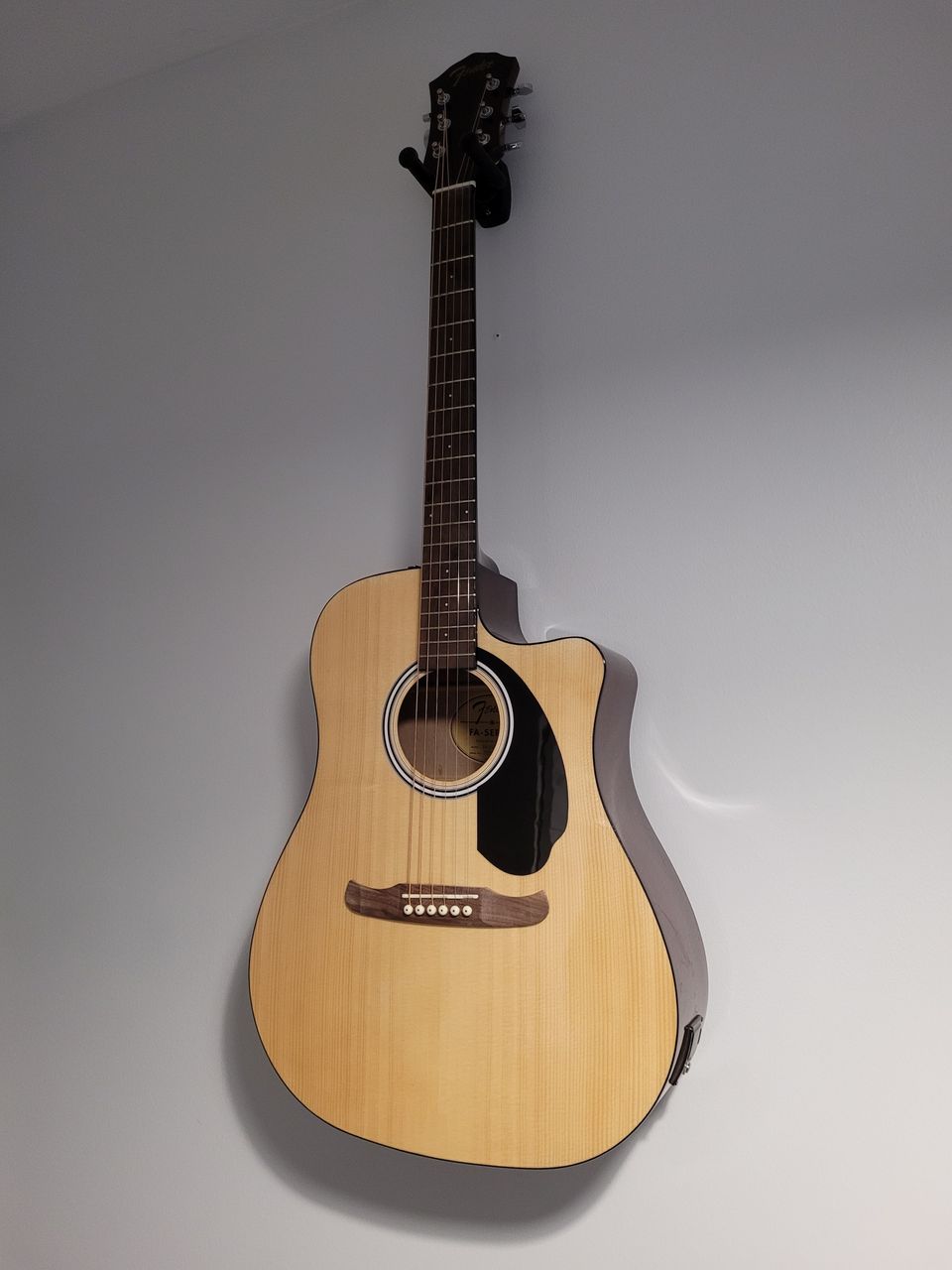 Fender Fa-125 CE