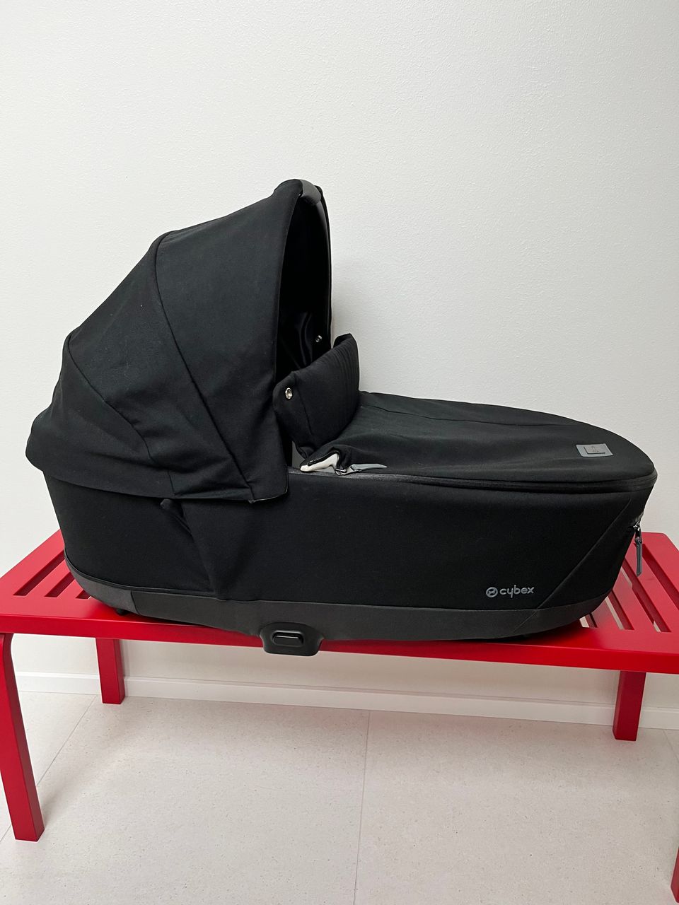 Cybex priam platinum lux carrycot 4