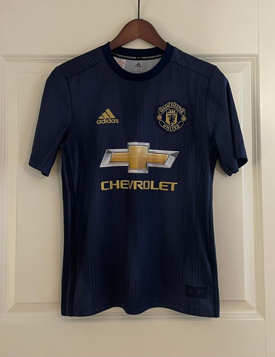 Adidas Manchester United Football Jersey (167cm)