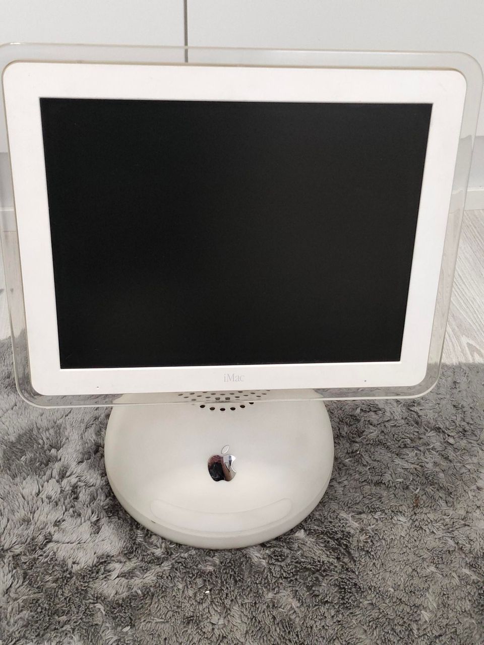 Apple iMac G4 "lampunjalka" (2002)