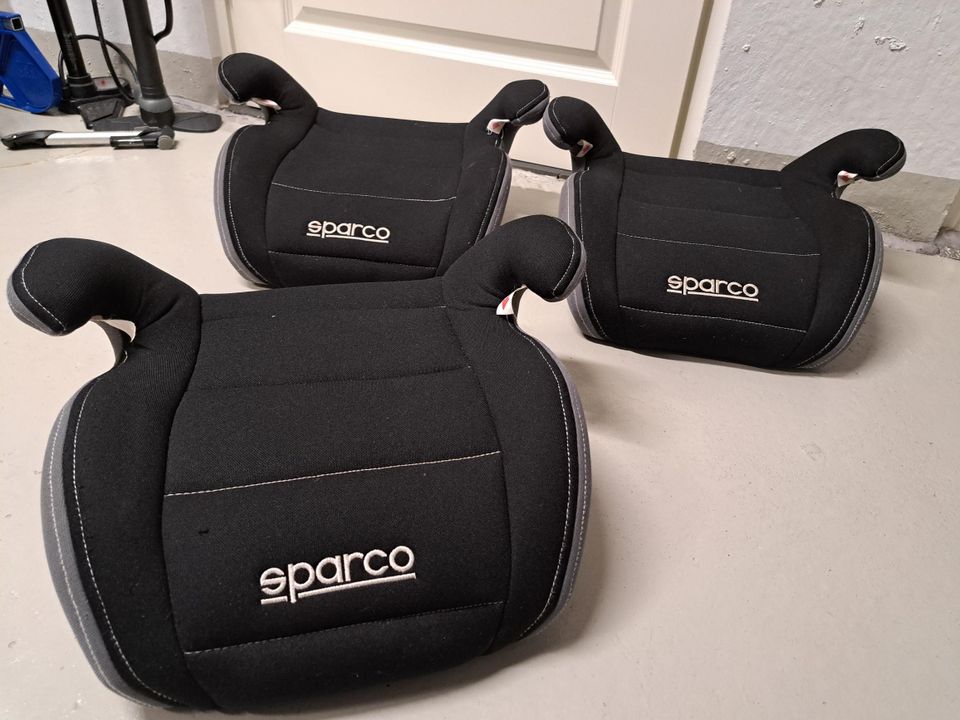 Sparco korokeistuimia 3kpl