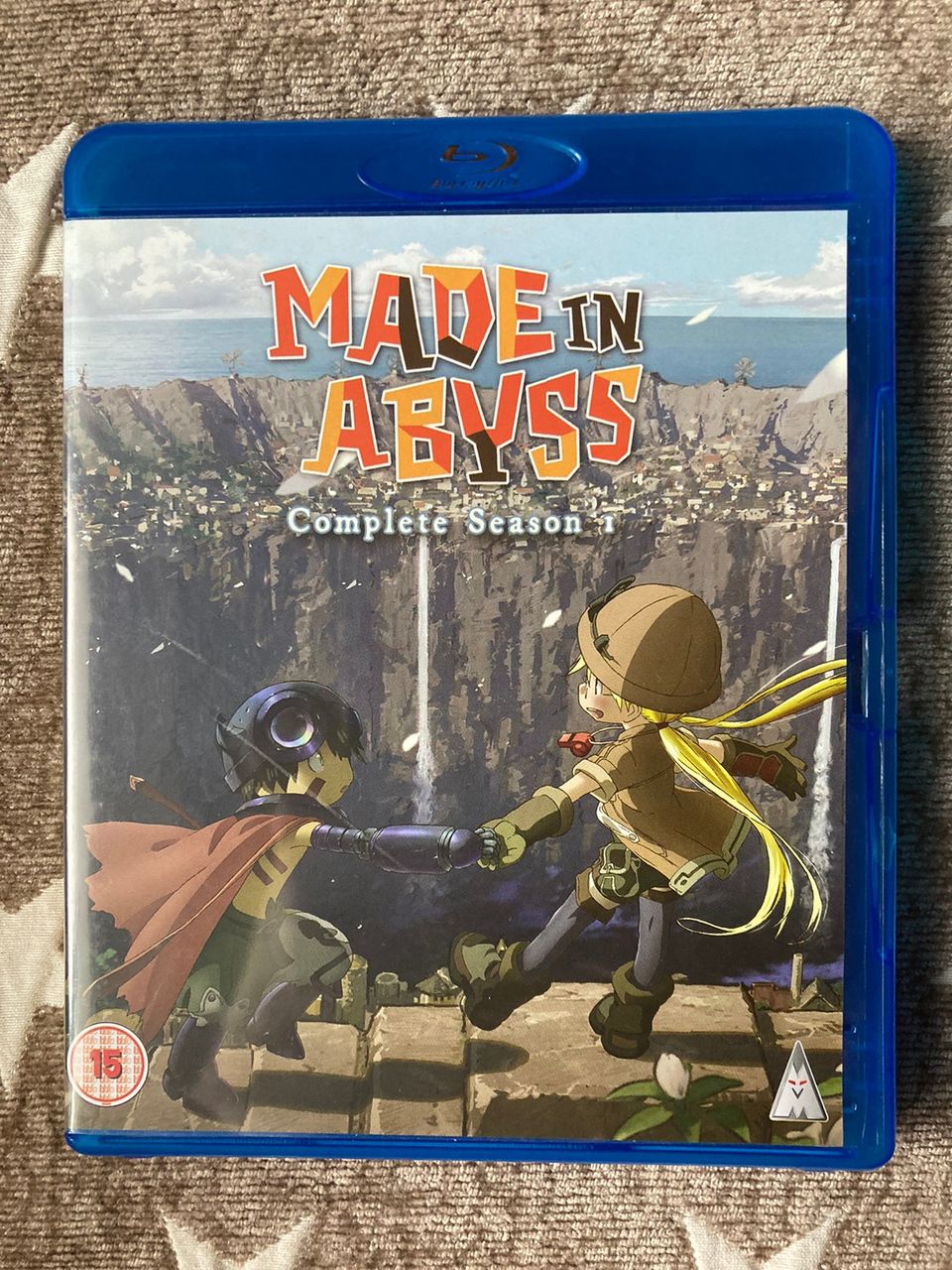 Made In Abyss bluray sarja