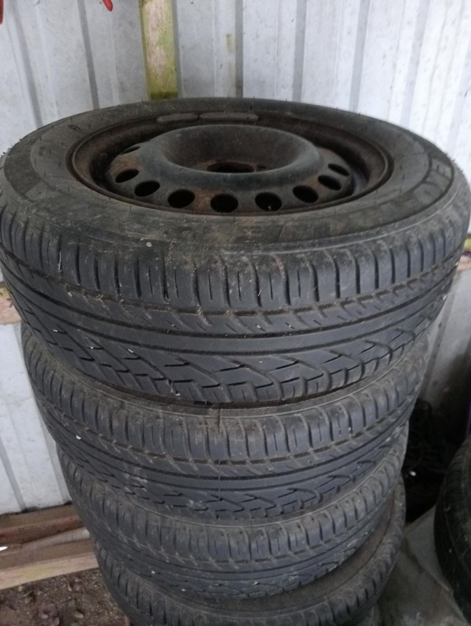 195/65/15 Eco-tyre