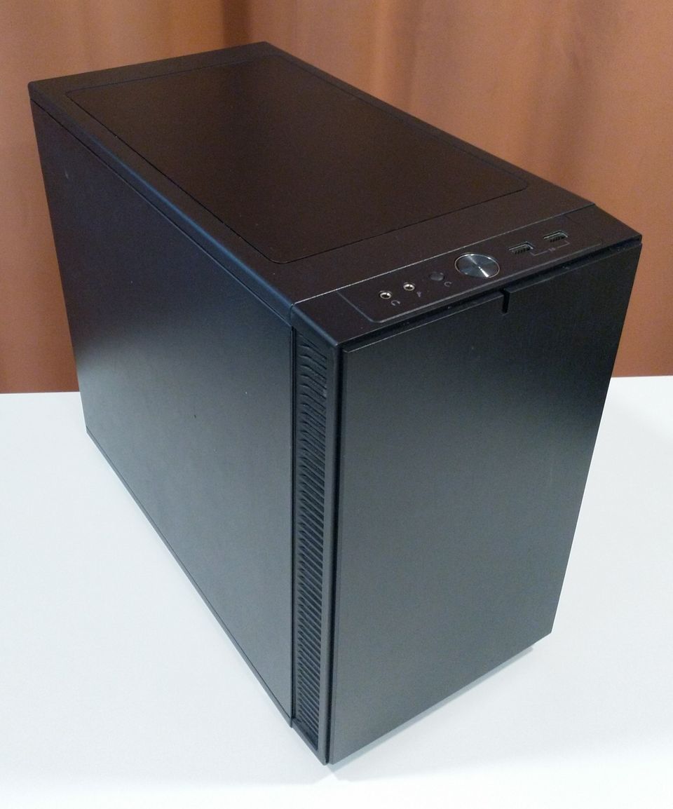 Fractal Design Nano S