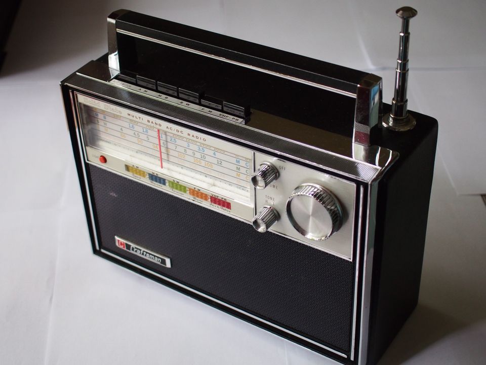 Solid State Craftsman radio.