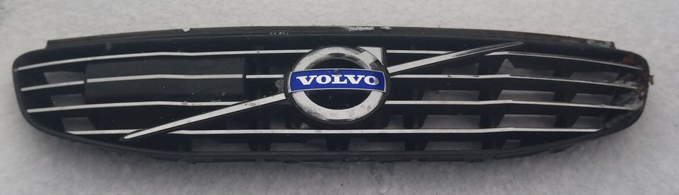 Volvo XC60 etusäleikkö