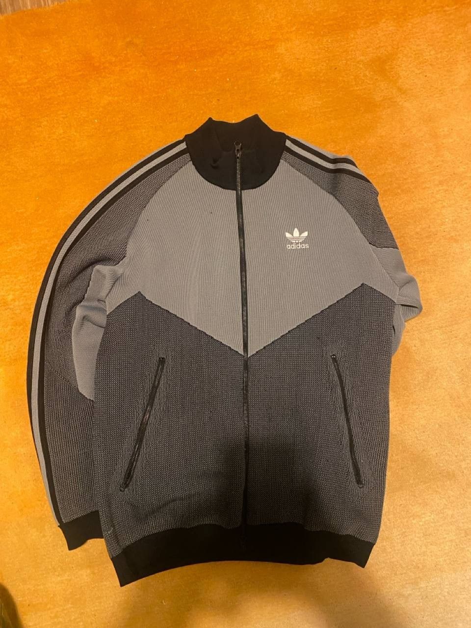 Adidas verkkaritakki. M koko