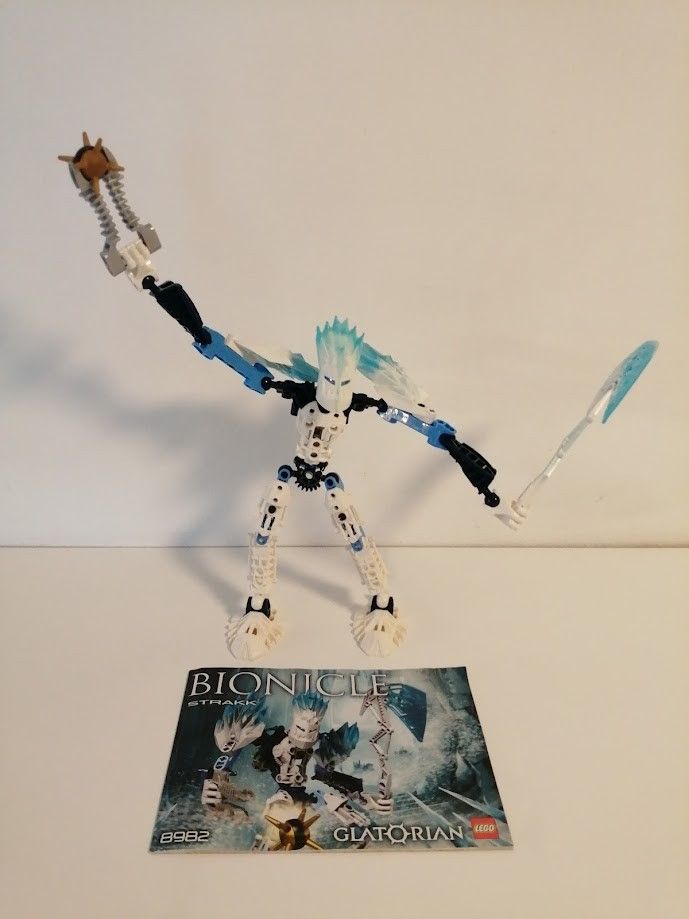 Lego Bionicle Glatorian - Strakk 8982